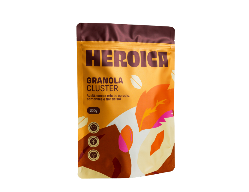 Granola Cluster Heroica com cacau, avelã e pedaços crocantes